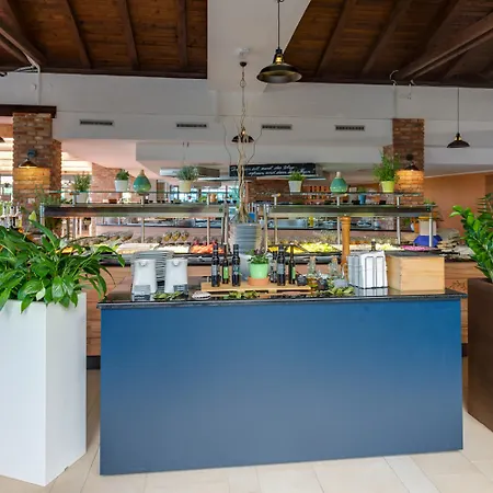 Valamar Club Tamaris Hotel 4*